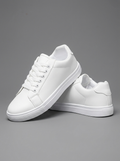 CLASSIC SNEAKERS™