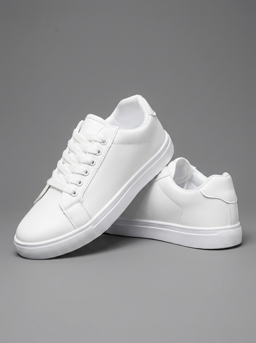 CLASSIC SNEAKERS™